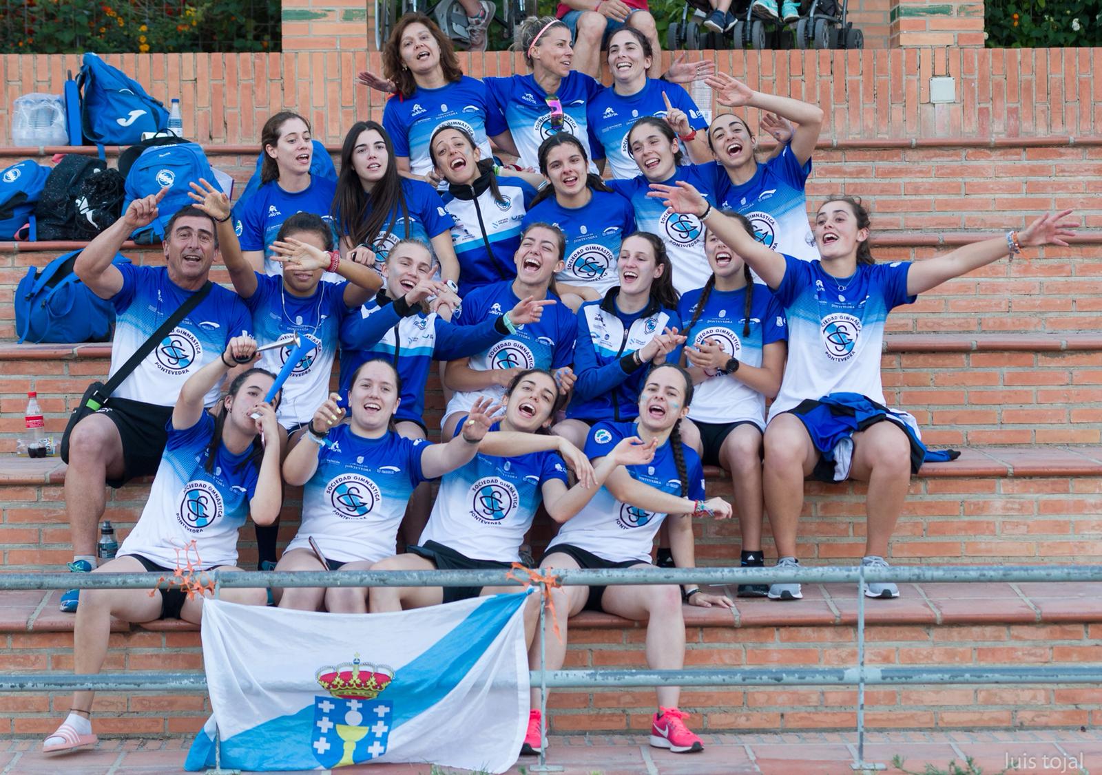 Equipo femenino en la última jornada de la Liga Iberdrola de la temporada pasada | Foto: Luis Tojal