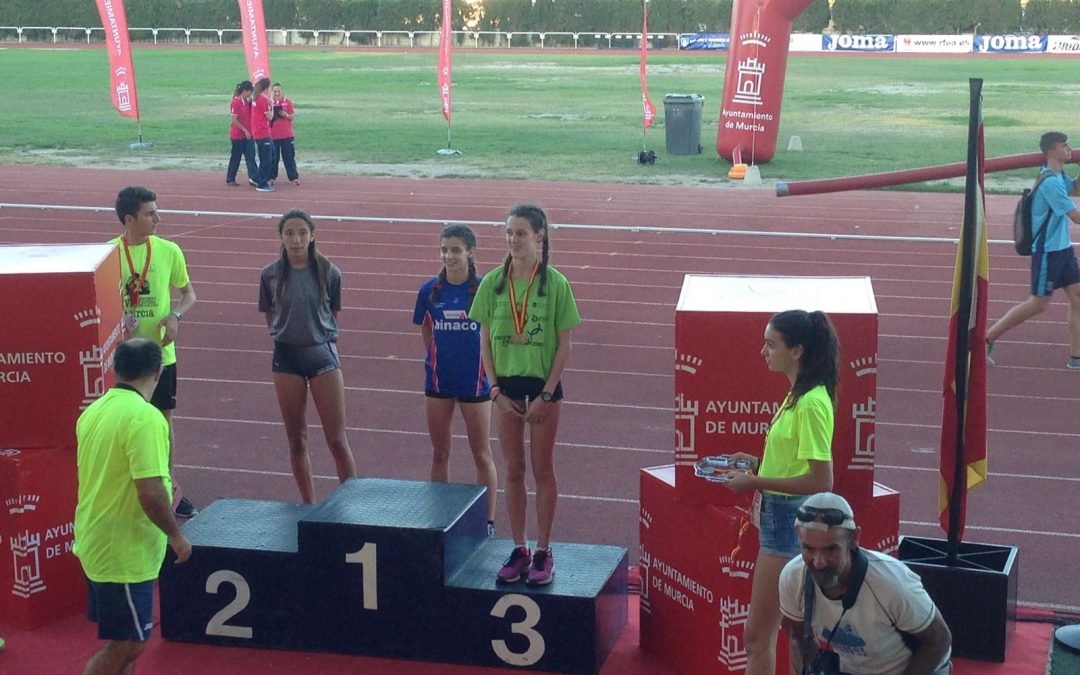 Paula de la Torre bronce en el  Campeonato de España cadete