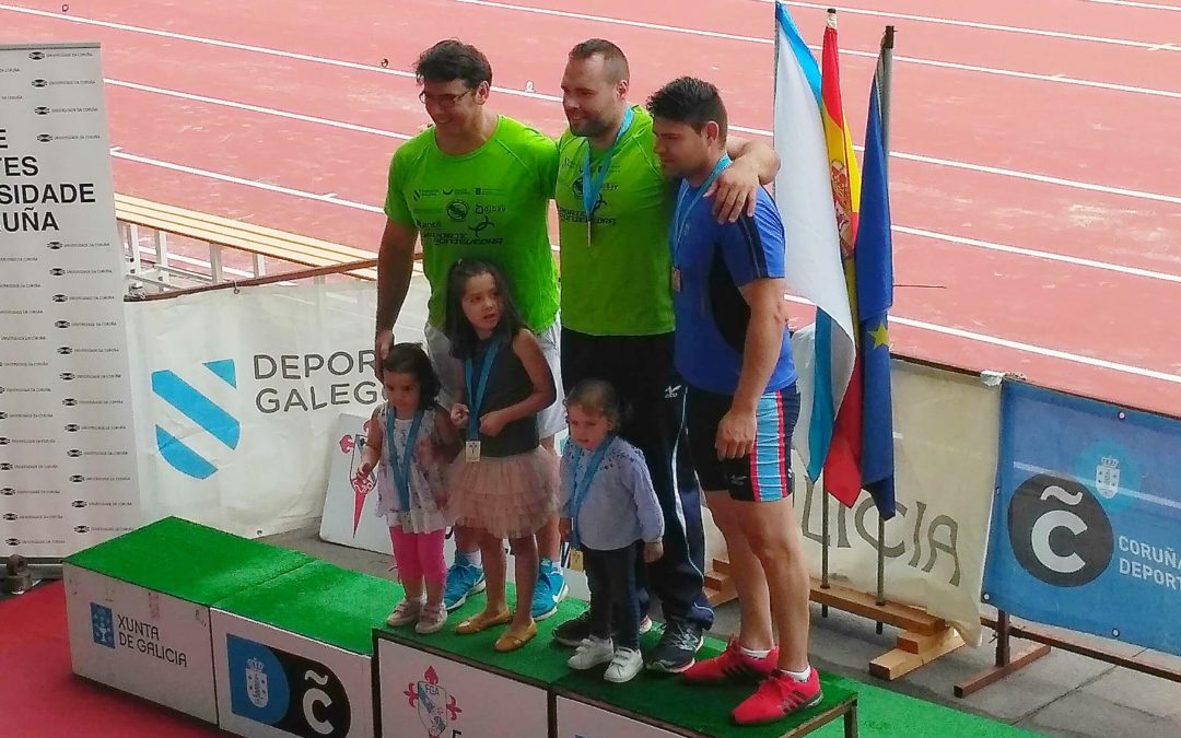 Catorce medallas no Campionato de Galicia Absoluto