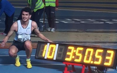 Quince medallas y cinco mínimas en el Campeonato Gallego Absoluto de Pista Cubierta