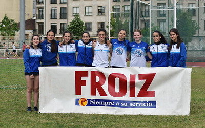 El sol y el atletismo llenaron el CGTD de Pontevedra